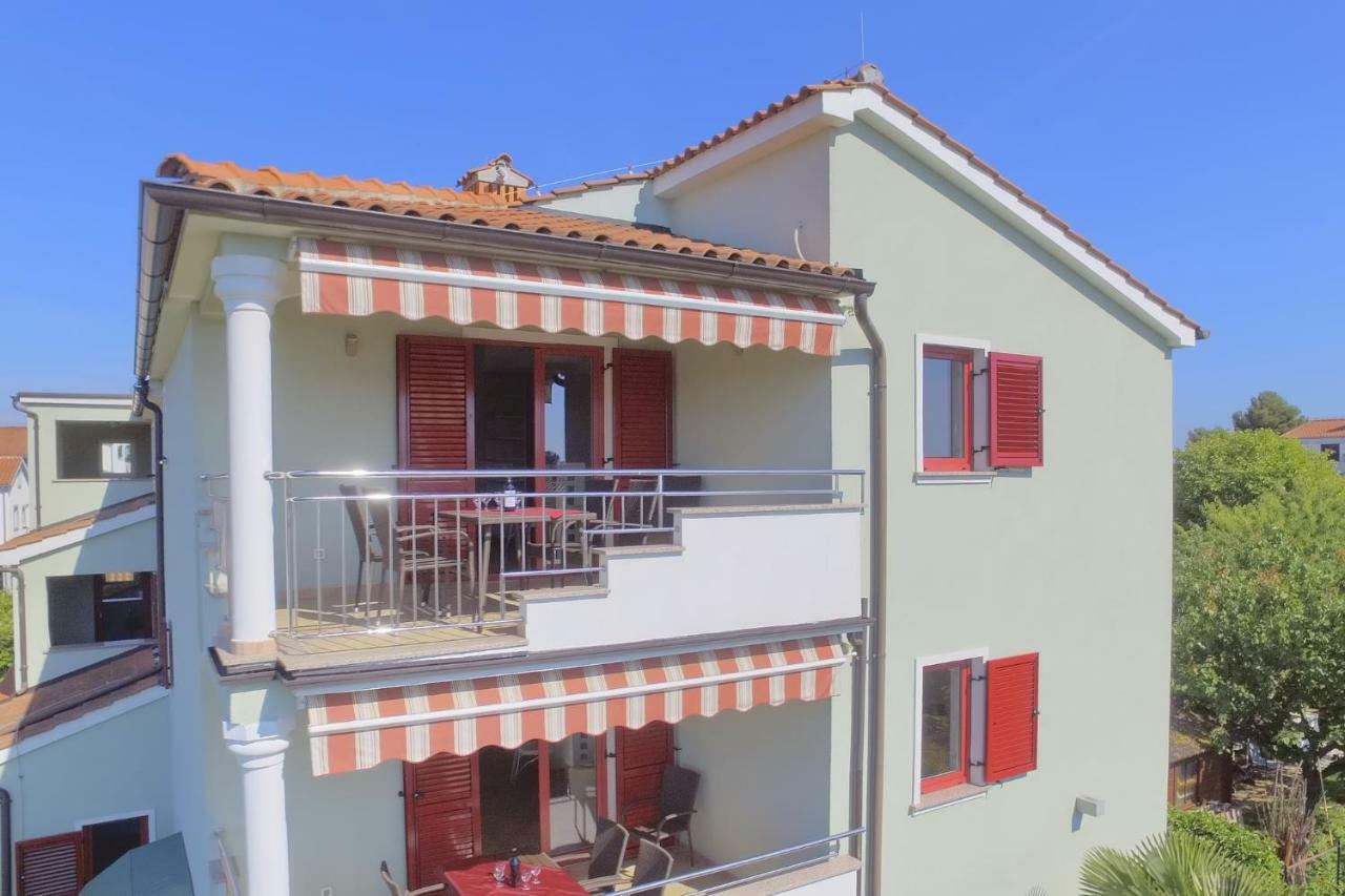 Villa Symphonie Porec Exterior photo