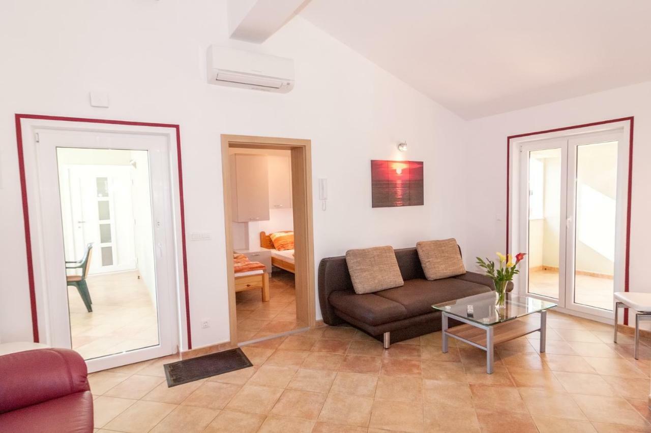 Villa Symphonie Porec Exterior photo