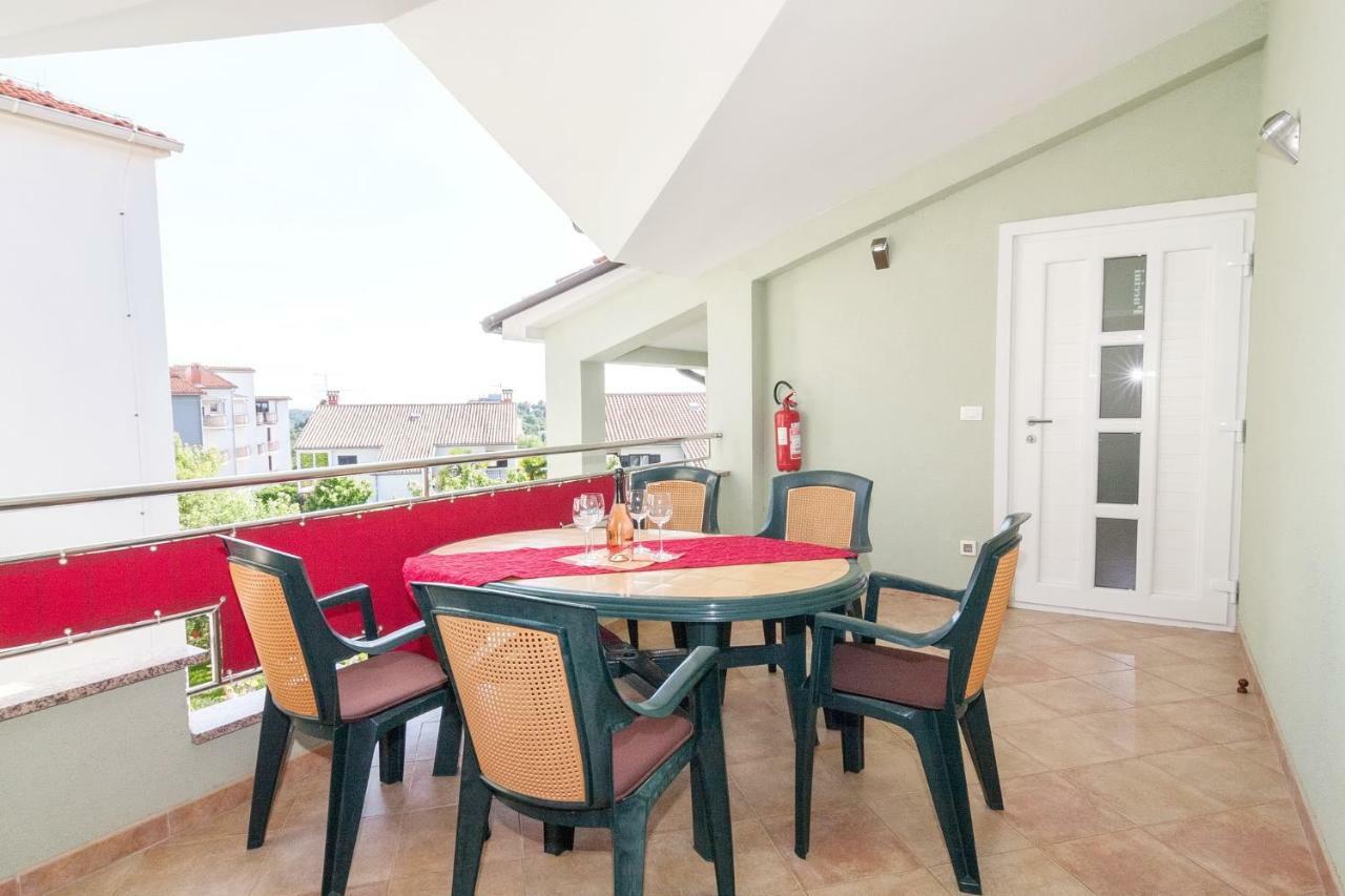 Villa Symphonie Porec Exterior photo